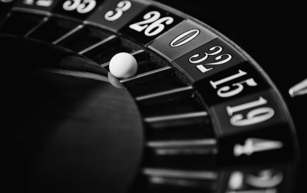 unobet mobile app showing live-dealer blackjack table with deposit balance and streaming controls